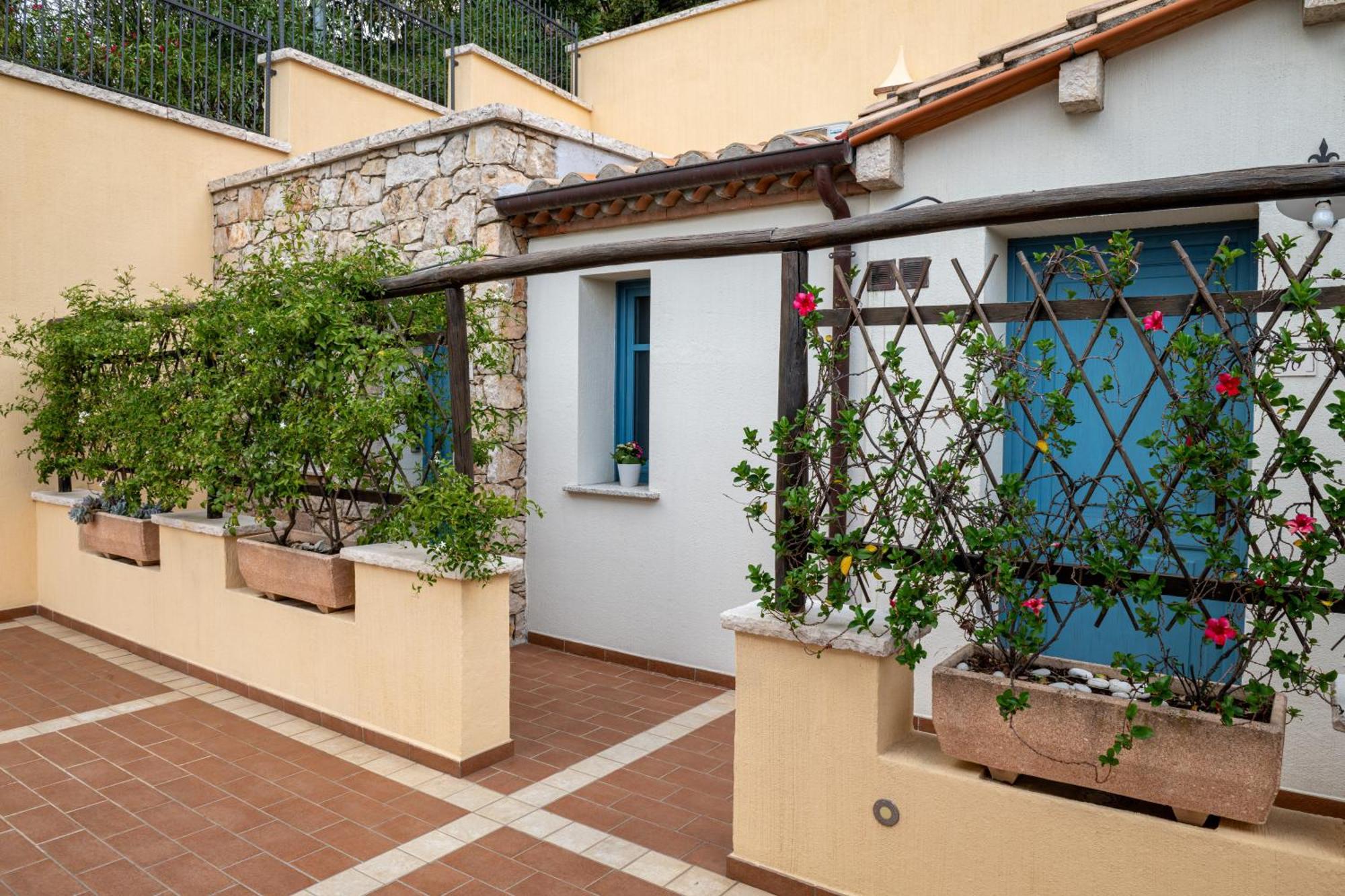 Hotel Bia Maore Baunei Exterior foto